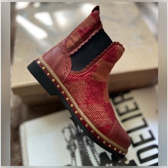 NEW Free People Textile Atlas Chelsea Boot in Burgundy Red Kilim size 6 - Picture 5 of 8